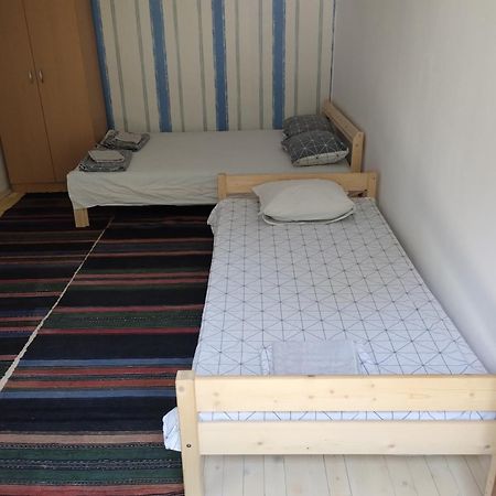 Hotel Втори Километър Ovcha Mogila Exterior foto